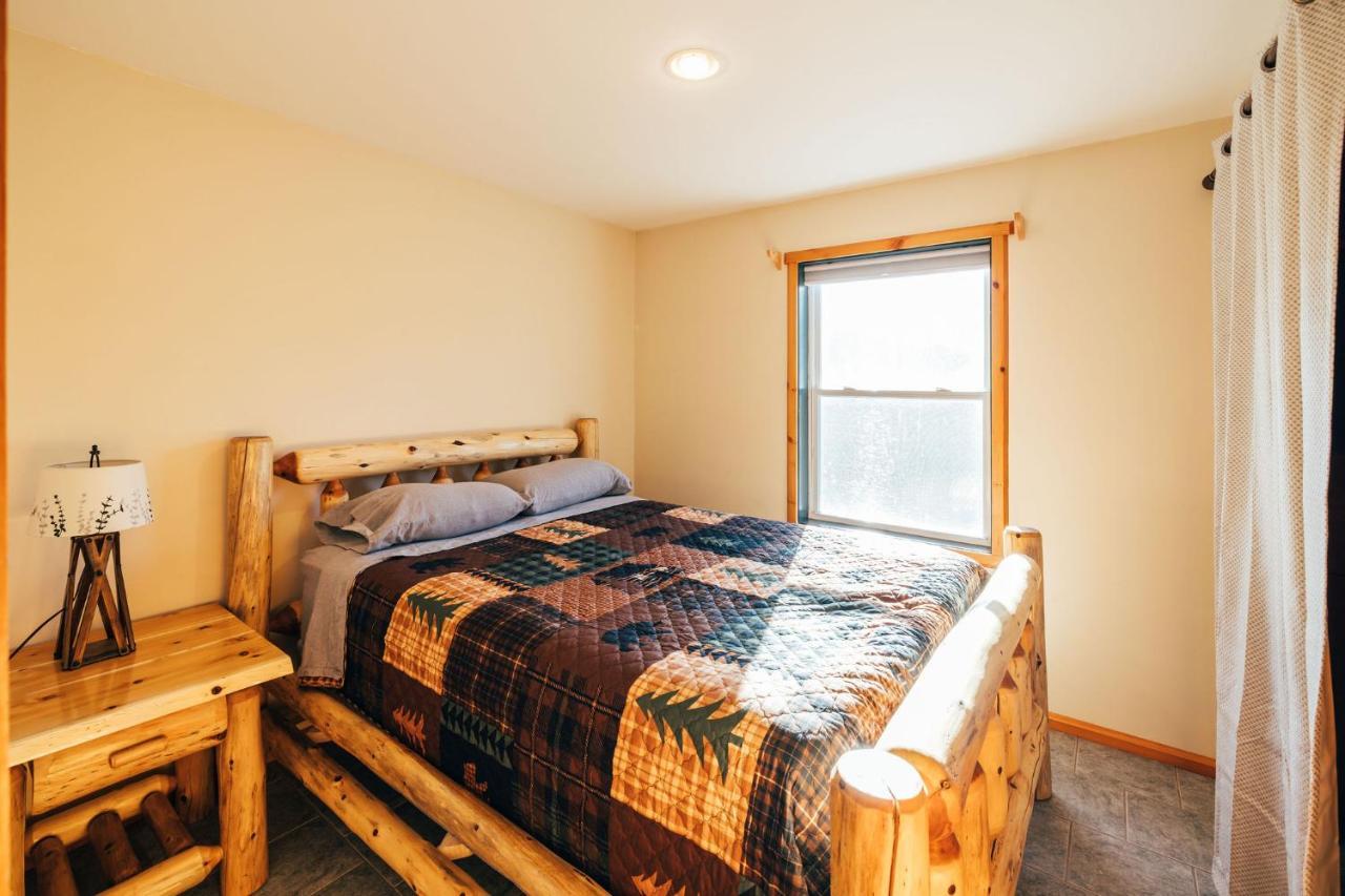 Ski Chalet W-Hot Tub, Only 3 Min To Sunday River Ski Lifts! Bethel Extérieur photo