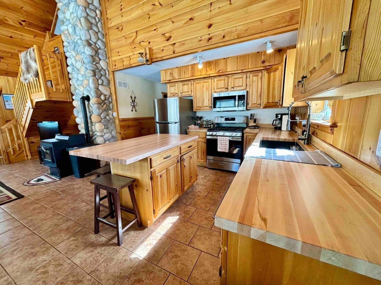 Ski Chalet W-Hot Tub, Only 3 Min To Sunday River Ski Lifts! Bethel Extérieur photo